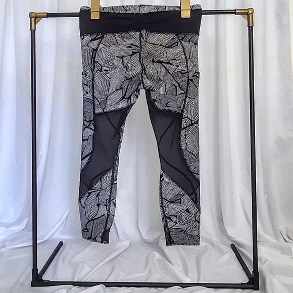 Lululemon Goal Crusher 7/8 Tight Dottie Tribe Pant - Picture 5 of 5